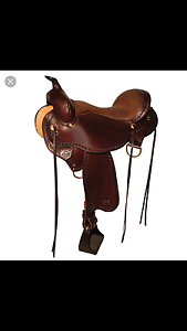 Circle Y Missouri Trail Gaiter Saddle NEW IN BOX