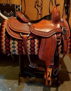 15 1/2" Jeff Smith reining, cowhorse saddle. Used only a few times.