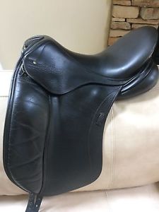 Schleese The Wave 17.5 inches Black Dressage Saddle