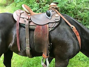 Wade Saddle 16