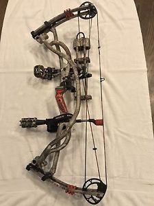 Hoyt Carbon Element G3 (60-70) #2 Cam 27 Length Compound Bow