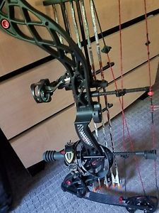 BowTech carbon Knight Bow