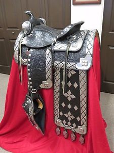 Parade Saddle by Ted Flowers