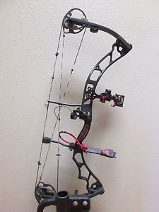 Elite Energy 32 PACKAGE DEAL 29.5" 70# RH