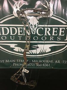 2017 Elite Archery Tempo 29.5" 60lb Realtree Right Hand BRAND NEW